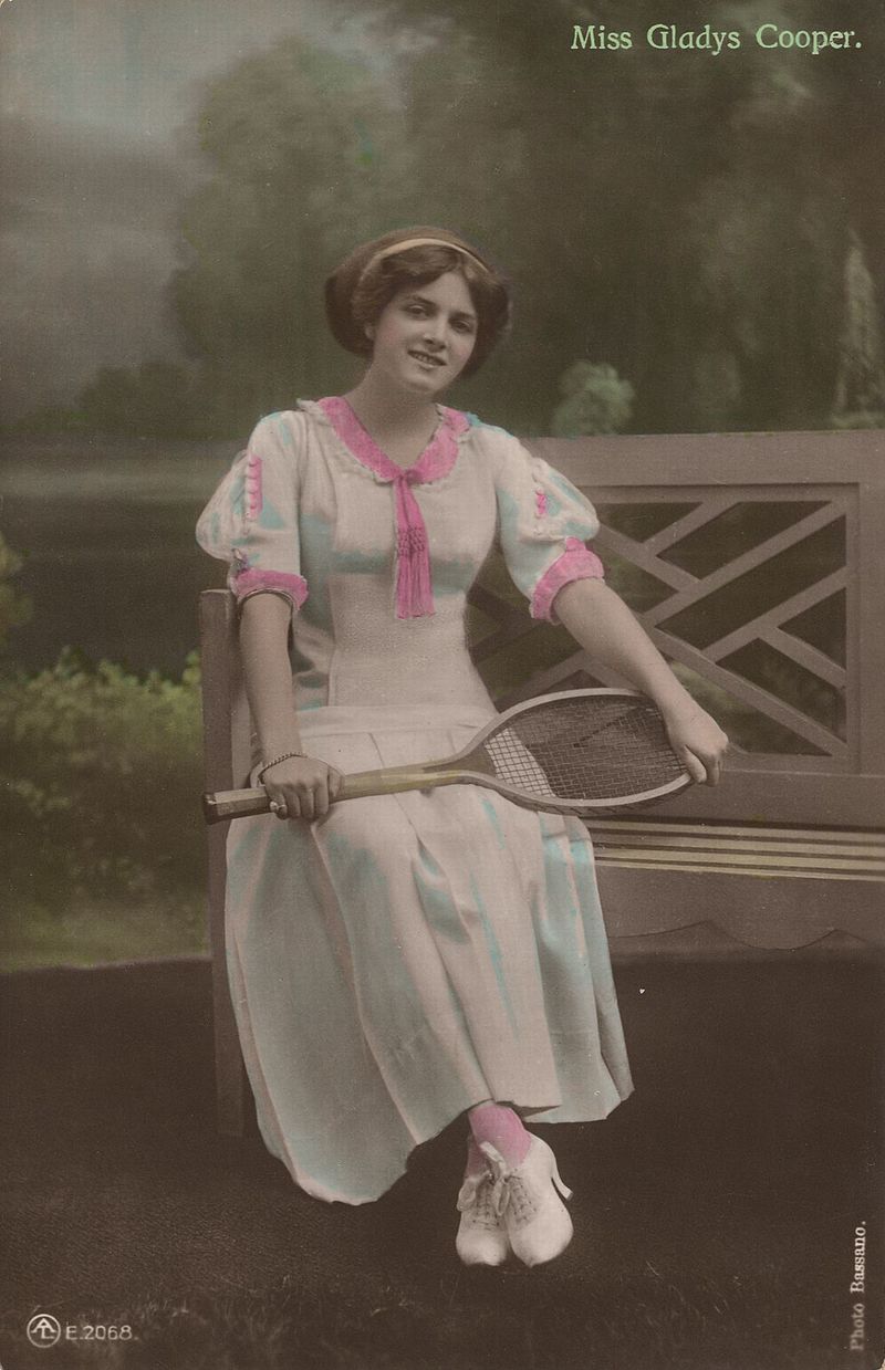 Datei:Gladys Cooper Postkarte 001.jpg - Wikipedia