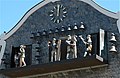 Часы фигур на Рыночной площади.Сделаны в XX веке