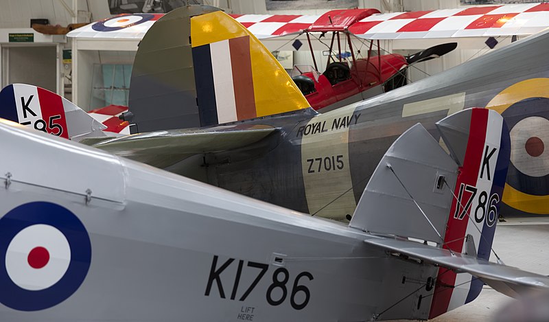 File:Hawker Tomtit K1786 G-AFTA, Hawker Sea Hurricane Z7015 & Tiger Moth K-2585 G-ANKT (42321928842).jpg