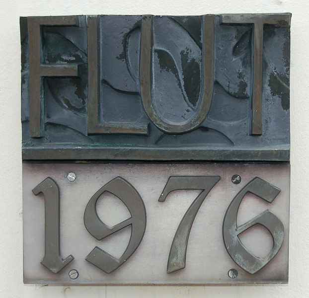 File:Hetlingen Flutschild.jpg