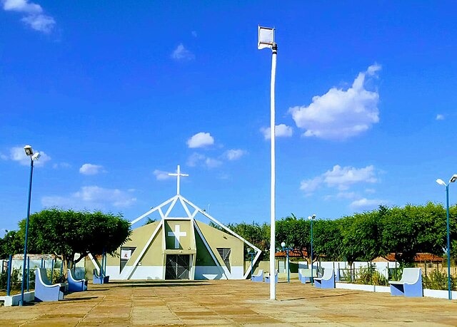 Igreja da Rua 10, cuja frente tem arquitetura inspirada em diamante.