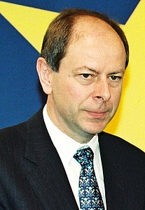 Josef Tošovský, Premier ministre tchèque.jpg