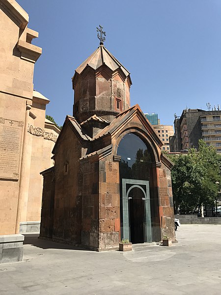 File:Katoghike Church, Yerevan - 2017 - 5.JPG