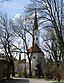 Kirchenstraße 39; Alte Kath. Pfarrkirche St. Johann Baptist, einschiffiger barocker Saalraum mit eingezogenem Chor, Westturm und Grabdenkmäler an der ...