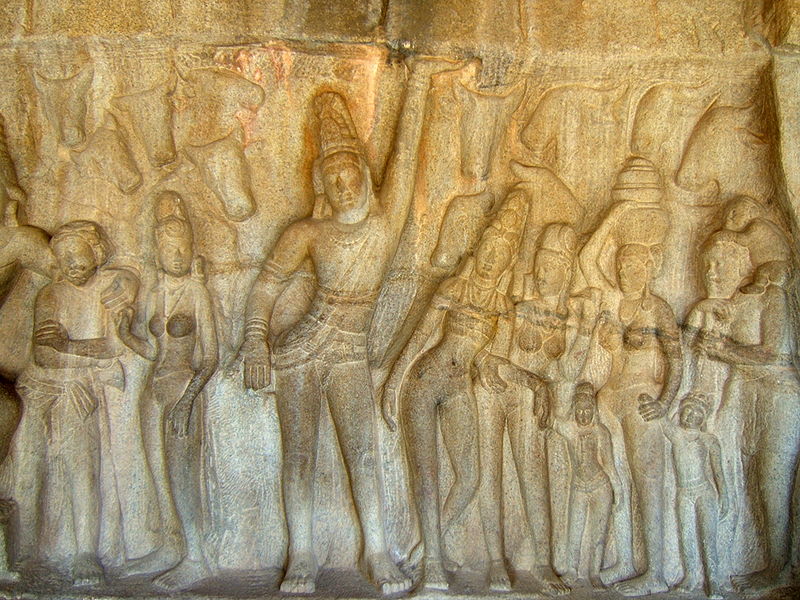 File:Krishna lifting Govardhan Hill (Bas relief in Mahabalipuram).JPG