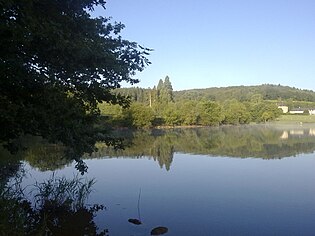 Lac de Saint-Agnan, Nièvre, France 09.jpg