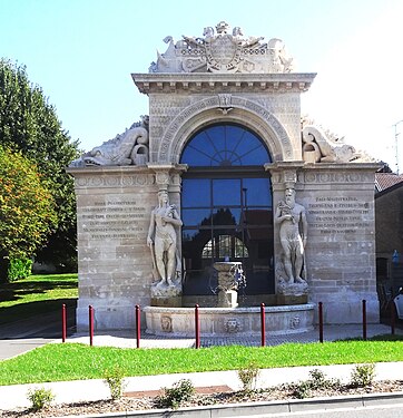 Lacroix-sur-Meuse, Meuse, France, a Grande Fontaine, 1835-1836