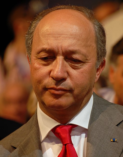 File:Laurent Fabius - Royal & Zapatero's meeting in Toulouse for the 2007 French presidential election 0538 2007-04-19 (cropped).jpg