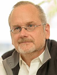 Lawrence Lessig May 2017.jpg