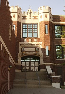 <span class="mw-page-title-main">Lockland High School</span> Public, co-educational high school in Lockland, , Ohio, United States