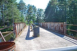 M94 AU Train River River Bridge B.jpg