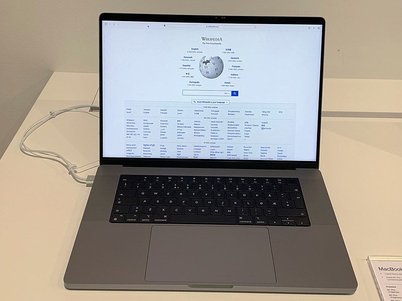 File:MacBook Pro 16 (M1 Pro, 2021) - Wikipedia.jpg