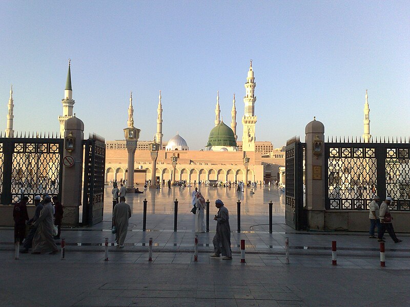 File:Madeena masjid nabavi 12122008232.jpg