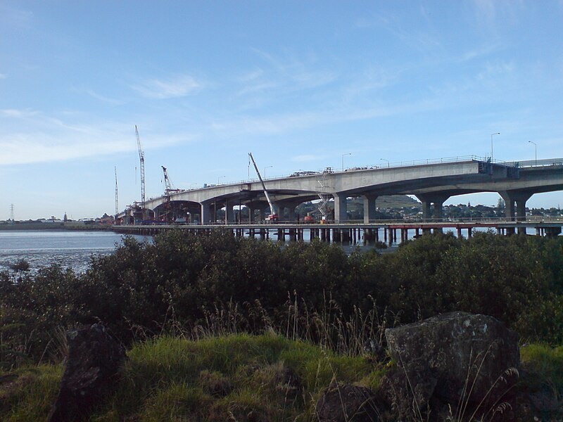 File:Mangere Bridge Duplication Proceeding II.jpg