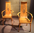 Manifattura finlandese, coppia di sedie con braccioli, dalla casa dello scultore ville vallgren a tampere, 1900 ca.JPG