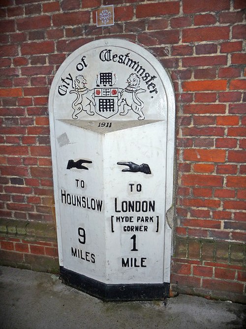 A milestone in the City of Westminster showing the distance from Kensington Road to Hounslow and Hyde Park Corner in miles