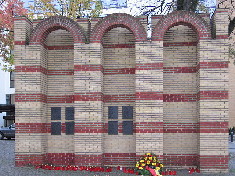 File:Monument for the jews of Paderborn.jpg