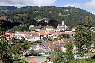 Southwest flank of the Stolzalpe over Murau, with the settlement of Stolzalpe