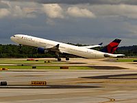 N819NW - A333 - Delta Air Lines