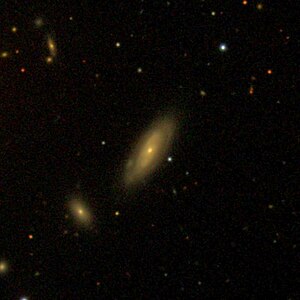 NGC 3086 mit LEDA 1078506 (l.u.), SDSS