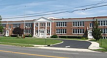 New Hyde Park Road Elementary School NHPR Elem sch jeh.JPG