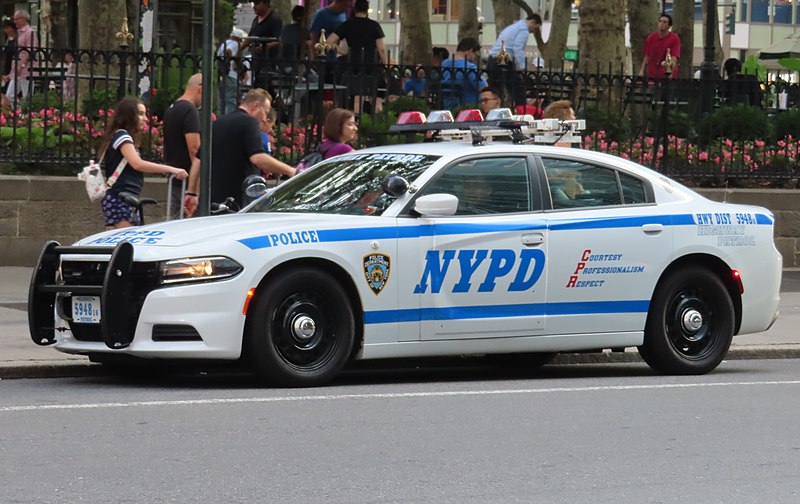 File:NYPD Highway District Dodge Charger (Newer) 5948-16 @2 (cropped).jpg