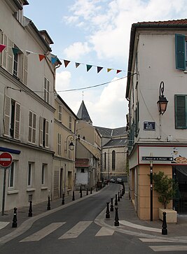Nanterre - Rue de l'Église.JPG