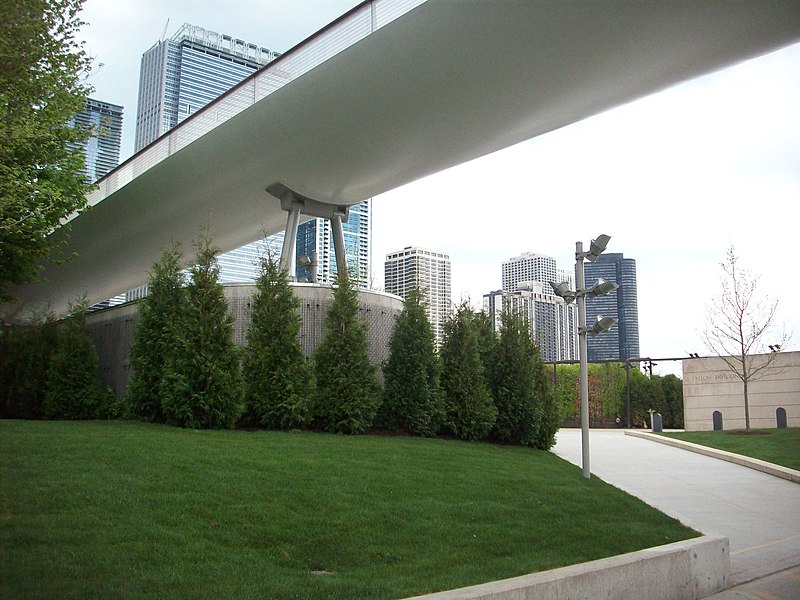 File:Nichols Bridgeway South.JPG