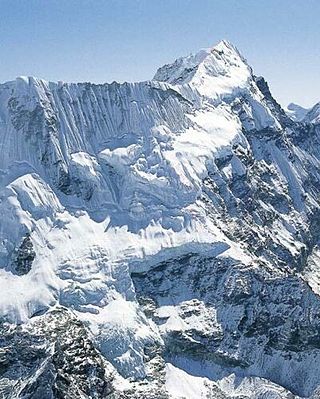 <span class="mw-page-title-main">Num Ri</span> Mountain in Nepal