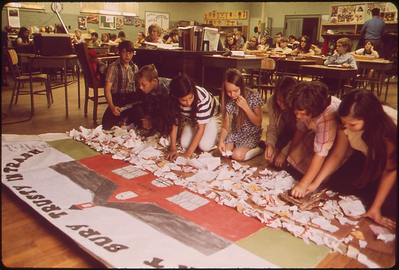 File:PUBLIC SCHOOL STUDENTS WORK ON ECOLOGY PROJECT - NARA - 543919.tif