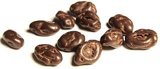 <span class="mw-page-title-main">Chocolate-covered raisin</span> Raisins coated in a shell of milk, dark or white chocolate.