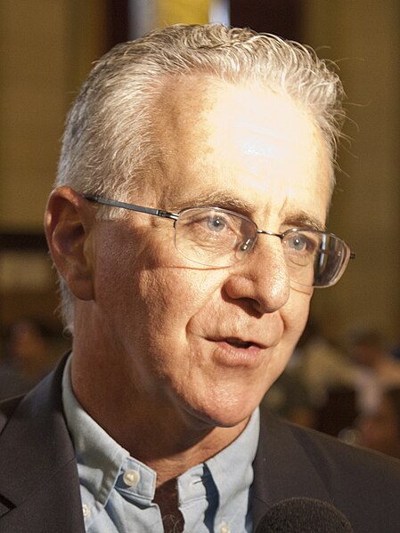 File:Paul Krekorian, 2017.jpg