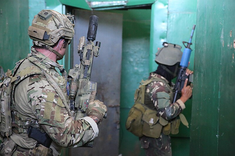 File:Philippines Soldiers and Australian Special Forces Soldier, clear a room during close quarters battle training in support of Balikatan 2017 at Fort Magsay in Santa Rosa, Nueva Ecija, May 12, 2017.jpg