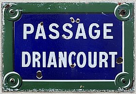 Voir la plaque.