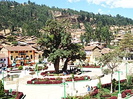 Plaza mayor de Pomabamba