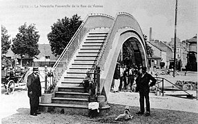 La nouvelle passerelle rue de Venise.