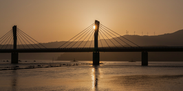 Ponte sull'estuario di Noya