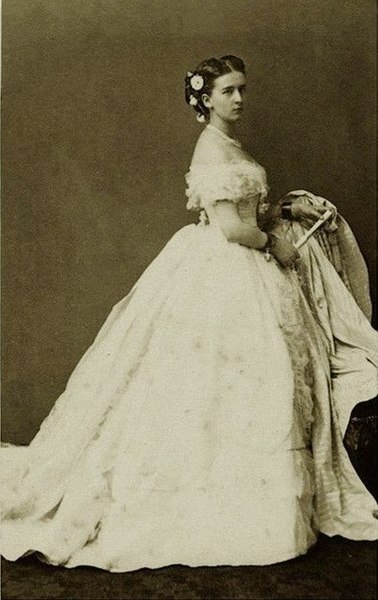 File:Princess Marie of Hohenzollern-Sigmaringen, 1860s.jpg