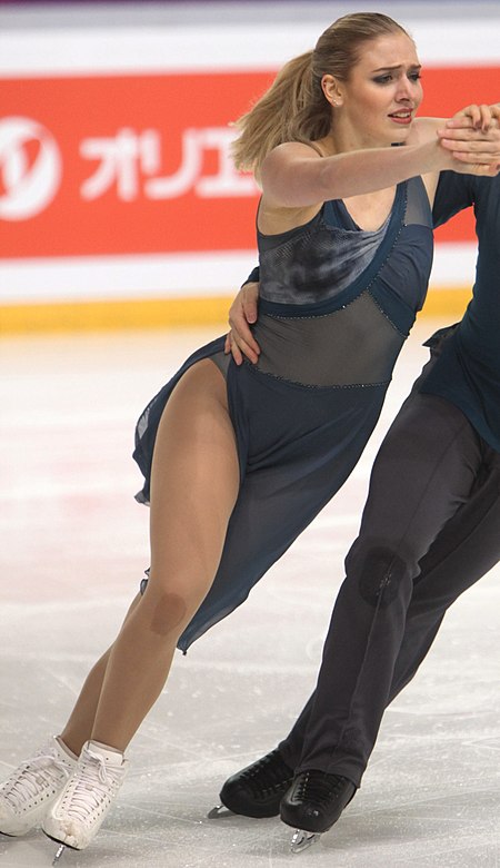 Rachel PARSONS Michael PARSONS-GPFrance 2018-Ice dance FD-IMG 5334 (cropped) - Rachel.jpeg