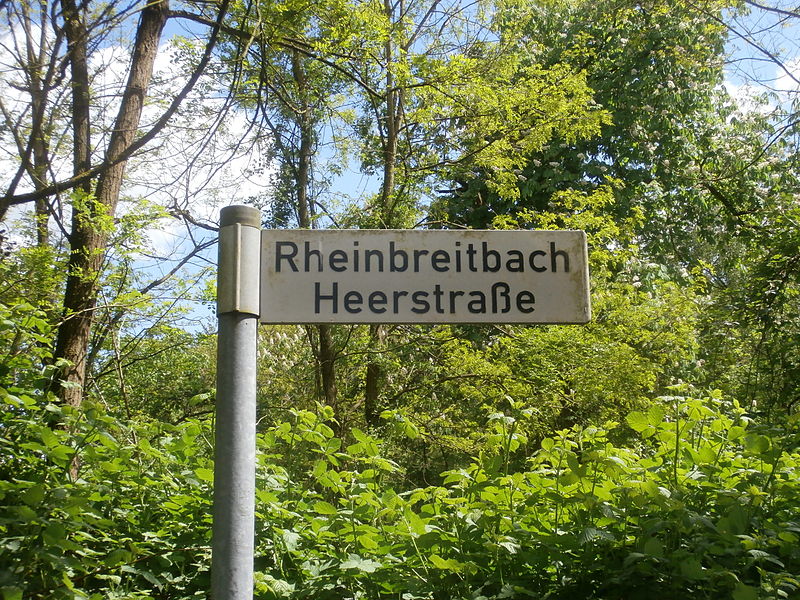 File:Rheinbreitbach Heerstraße.jpg