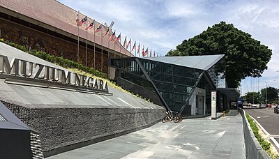 SBK Line Muzium Negara Entrance B 3.jpg