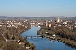 Sens, Yonne, panorama.jpg
