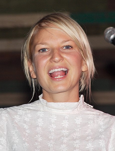 Sia in 2006