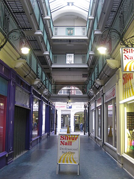 Interior of the Silver Arcade Silver Arcade Leicester.jpg