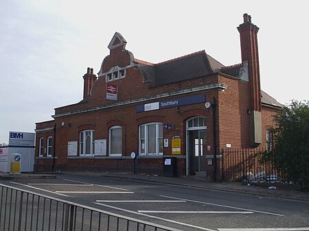 Southbury station building