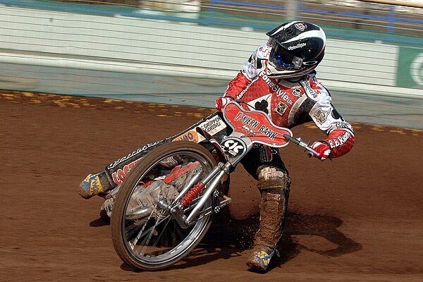 Bjerre riding for Belle Vue in 2007