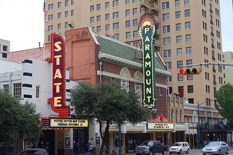 File:State and Paramount Theaters - Austin, Texas - DSC08305.jpg