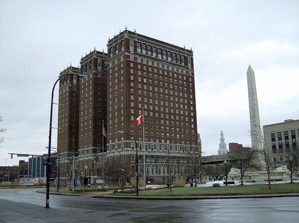Ydmyg innovation Hurtig File:Statler Hotel Buffalo NY.jpg - Wikipedia