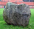 Stone with inscription by Frode Krarup. Placed in Grønnegård.