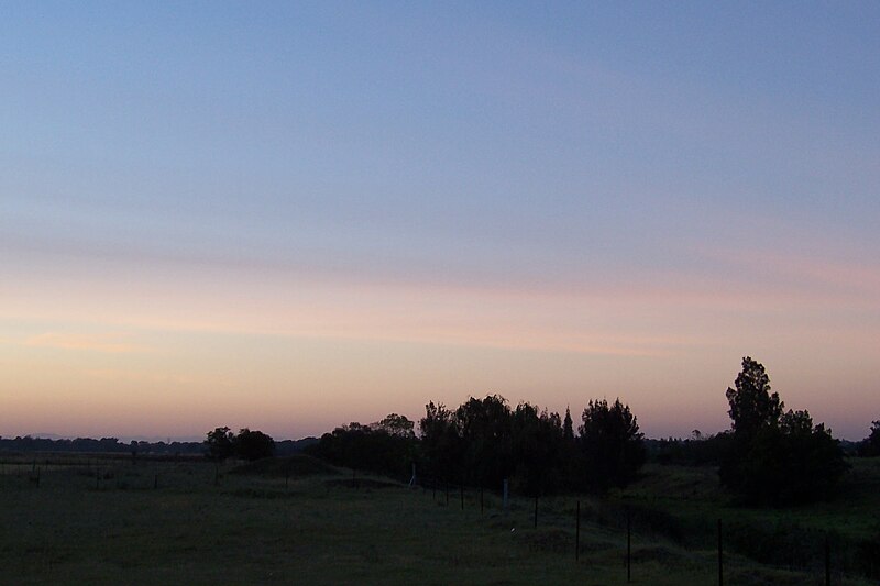 File:Sunset in Cessnock, New South Wales - 20040506.jpg